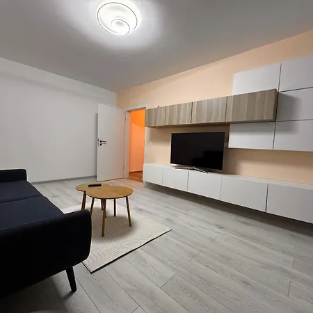 Nu Rezervati, Va Rog Apartment *