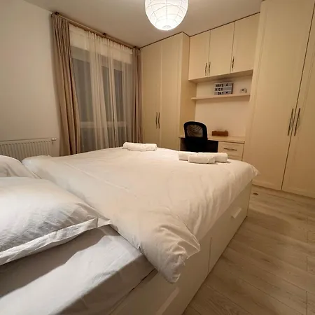 Nu Rezervati, Va Rog Apartment Brașov